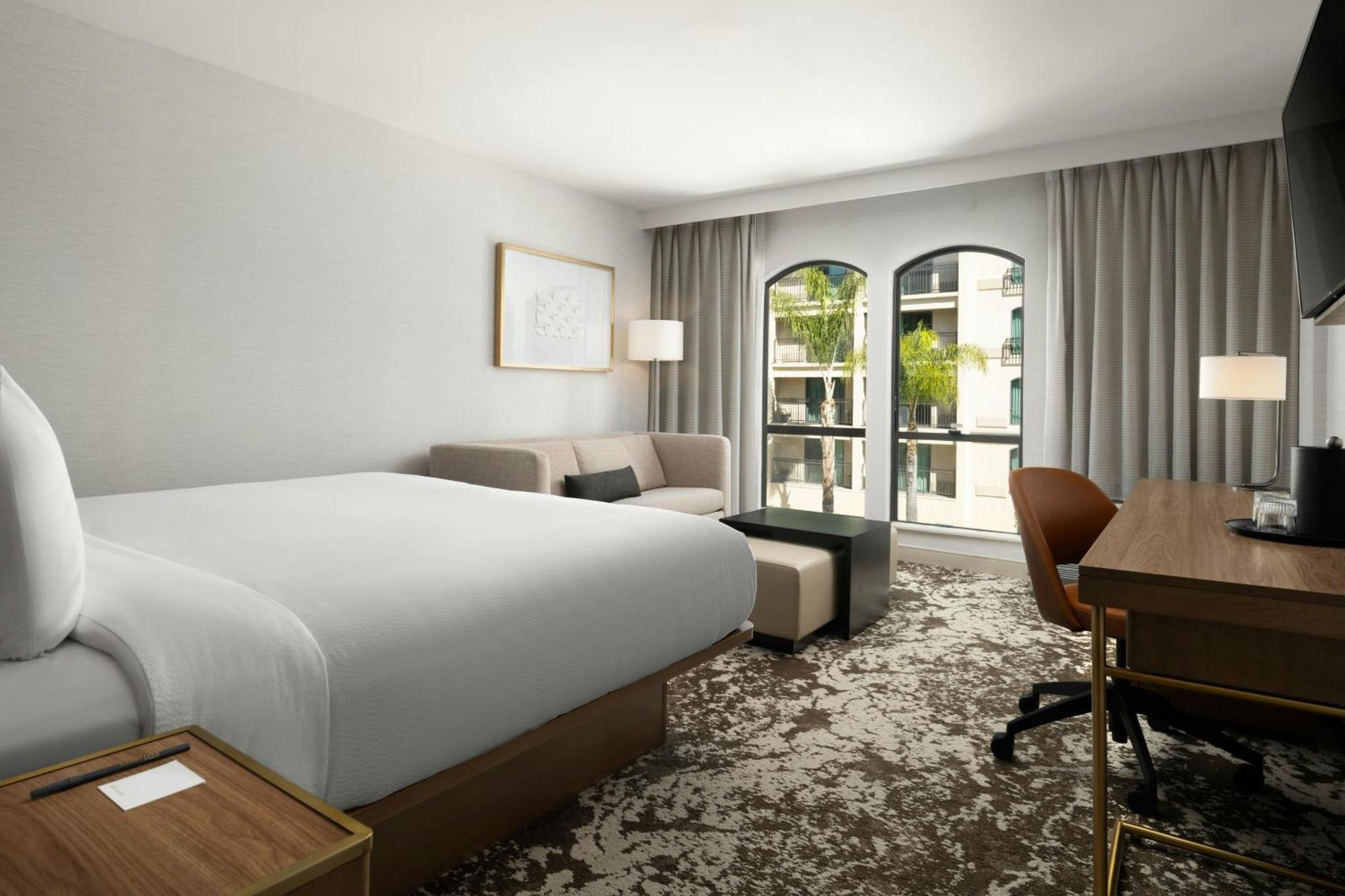 Courtyard By Marriott Los Angeles Pasadena Old Town Экстерьер фото