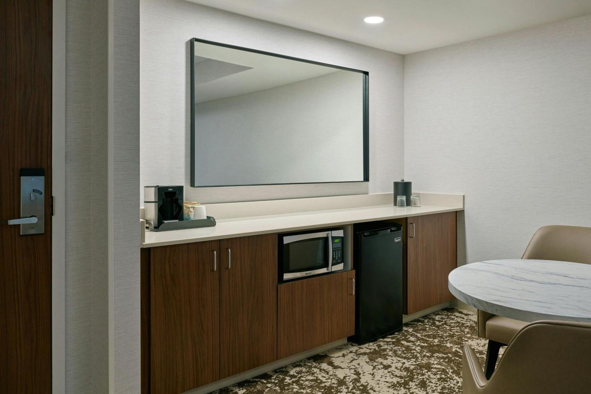 Courtyard By Marriott Los Angeles Pasadena Old Town Экстерьер фото