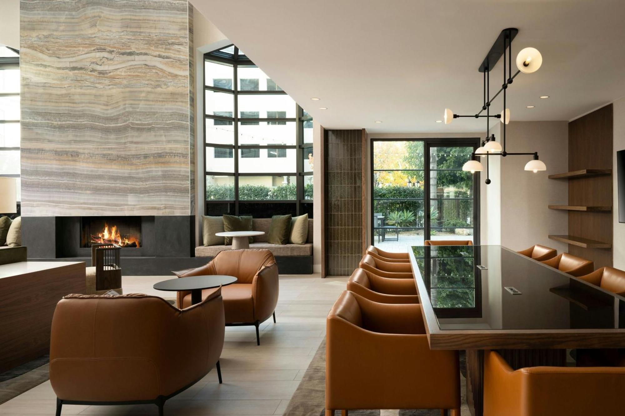 Courtyard By Marriott Los Angeles Pasadena Old Town Экстерьер фото