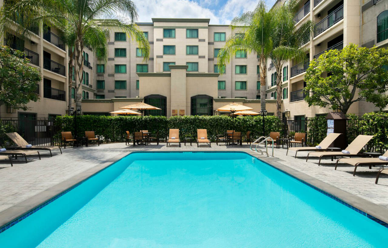 Courtyard By Marriott Los Angeles Pasadena Old Town Экстерьер фото